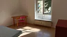 Room for rent, Vienna Favoriten, Vienna, &lt;span class=&quot;blurred street&quot; onclick=&quot;ProcessAdRequest(13834326)&quot;&gt;&lt;span class=&quot;hint&quot;&gt;See streetname&lt;/span&gt;[xxxxxxxxxxxxx]&lt;/span&gt;
