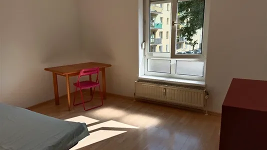 Rooms in Vienna Favoriten - photo 1