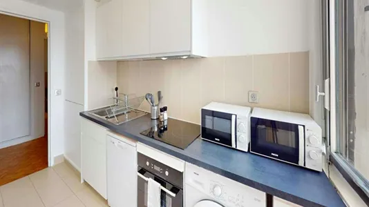 Rooms in Paris 15ème arrondissement - photo 8