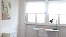 Room for rent, Lisbon (region), &lt;span class=&quot;blurred street&quot; onclick=&quot;ProcessAdRequest(9818493)&quot;&gt;&lt;span class=&quot;hint&quot;&gt;See streetname&lt;/span&gt;[xxxxxxxxxxxxx]&lt;/span&gt;