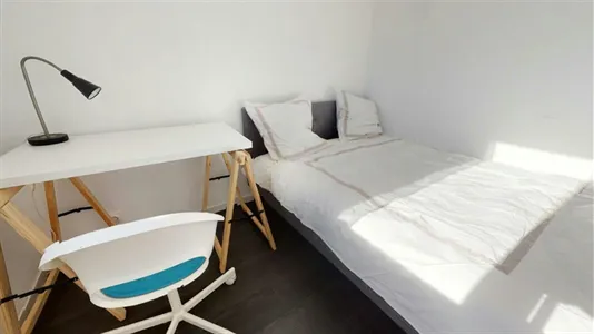 Rooms in Toulouse - photo 2