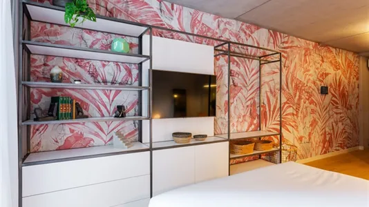 Apartments in Barcelona Eixample - photo 8