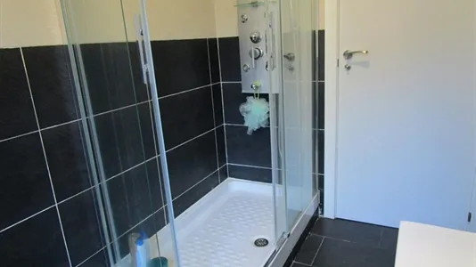 Rooms in Madrid Chamberí - photo 10