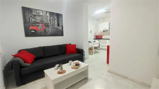 Apartments in Alfarería - photo 2