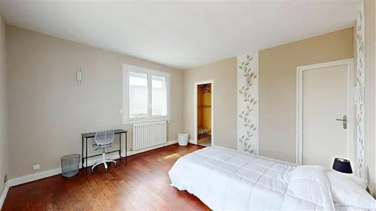 Rooms in Angers - photo 1