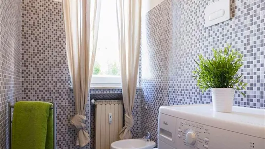 Rooms in Milano Zona 8 - Fiera, Gallaratese, Quarto Oggiaro - photo 9