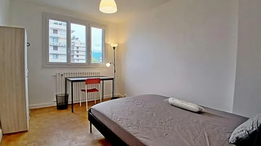 Rooms in Grenoble - photo 2