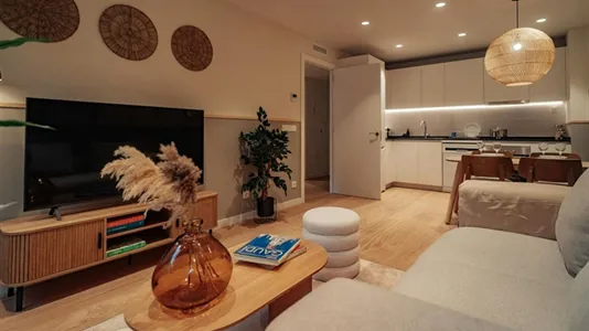 Apartments in Barcelona Eixample - photo 3