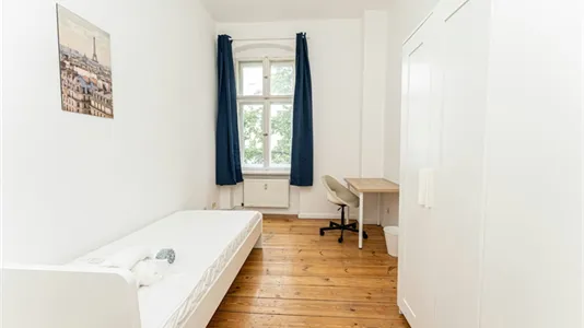 Rooms in Berlin Friedrichshain-Kreuzberg - photo 3