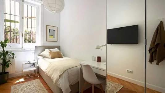 Rooms in Madrid Centro - photo 1