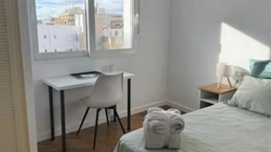 Rooms in Valencia Algirós - photo 7