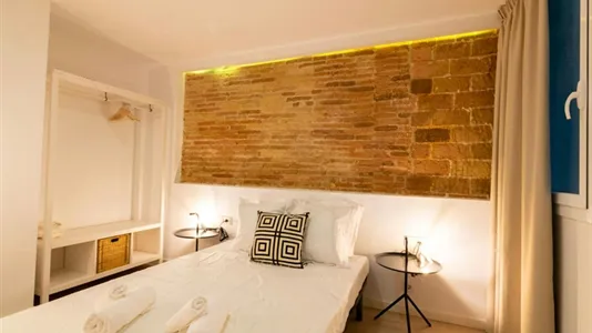 Apartments in Barcelona Ciutat Vella - photo 6