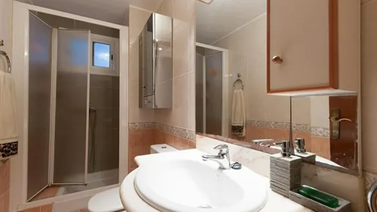 Rooms in Cornellà de Llobregat - photo 8
