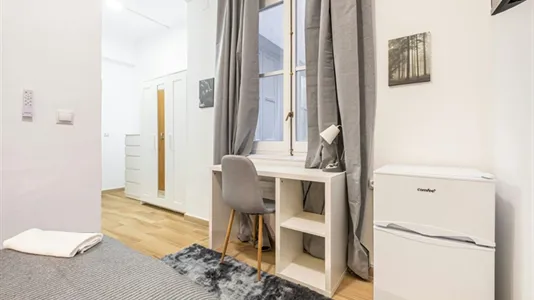 Rooms in Alicante/Alacant - photo 3