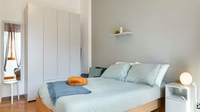 Room for rent in Milano Zona 6 - Barona, Lorenteggio, Milan