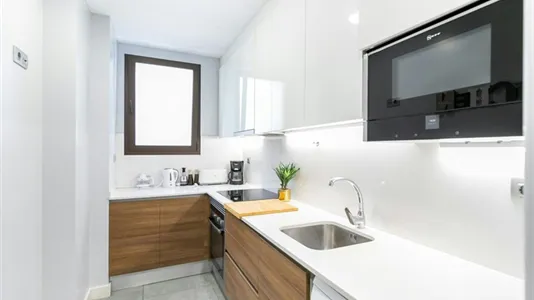 Apartments in Barcelona Ciutat Vella - photo 9