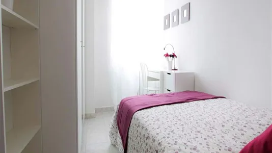 Rooms in Milano Zona 5 - Vigentino, Chiaravalle, Gratosoglio - photo 3