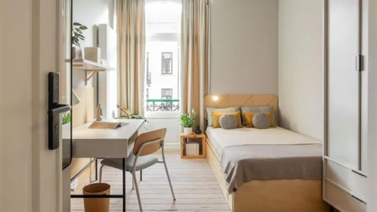 Rooms in Brussels Schaarbeek - photo 1