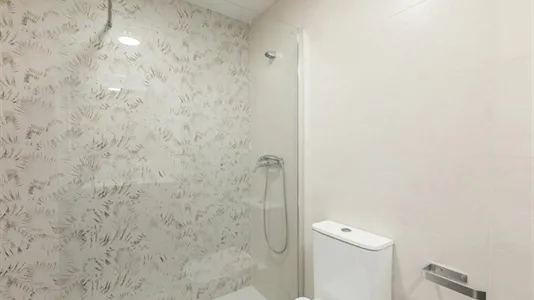 Rooms in Valencia Extramurs - photo 7