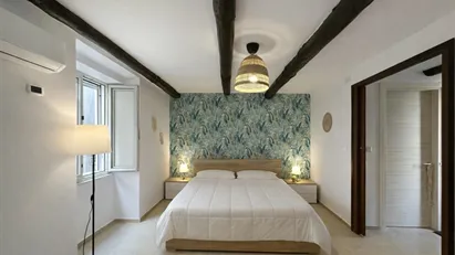 Apartment for rent in Napoli Municipalità 4, Naples