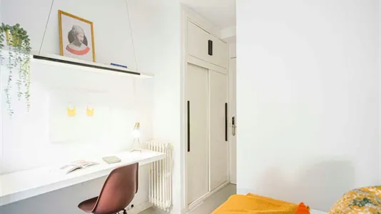 Rooms in Madrid Centro - photo 3