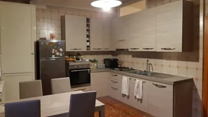 Apartment for rent in Napoli Municipalità 4, Naples