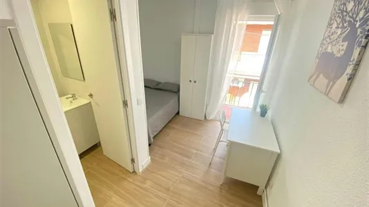 Rooms in Adaro - photo 8
