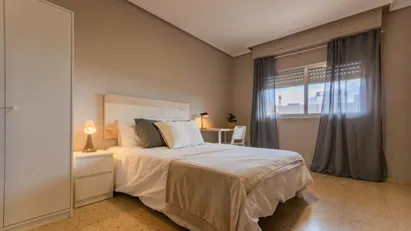 Room for rent in el Camí de Vera, Comunidad Valenciana