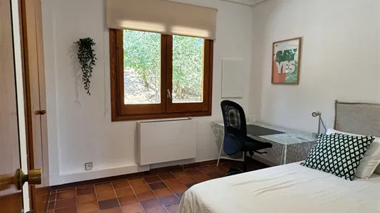 Rooms in Cerdanyola del Vallès - photo 2