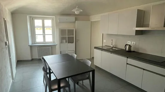 Rooms in Ivrea - photo 5