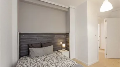 Room for rent in el Camí de Vera, Comunidad Valenciana