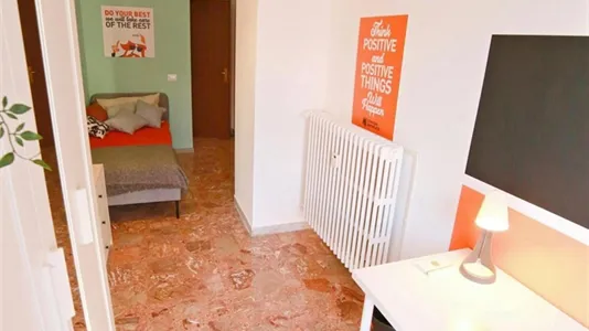 Rooms in Lecco - photo 3