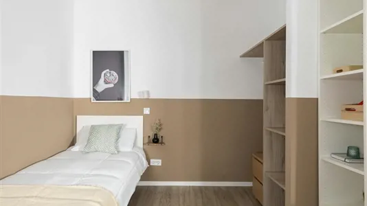 Rooms in Getafe - photo 3