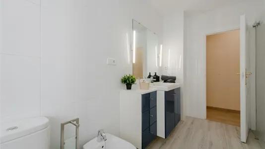 Rooms in Madrid Chamberí - photo 10