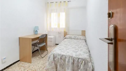 Room for rent in Elche/Elx, Comunidad Valenciana