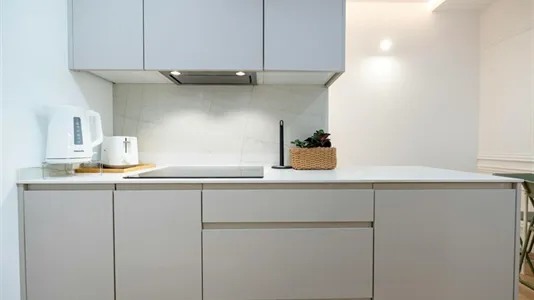 Rooms in Madrid Retiro - photo 9