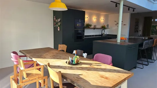 Houses in Hilversum - photo 4