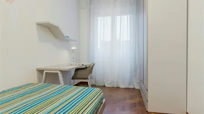 Room for rent in Milano Zona 9 - Porta Garibaldi, Niguarda, Milan