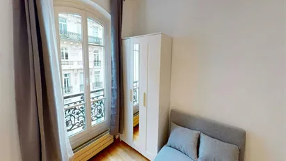 Room for rent in Paris 16éme arrondissement (North), Paris