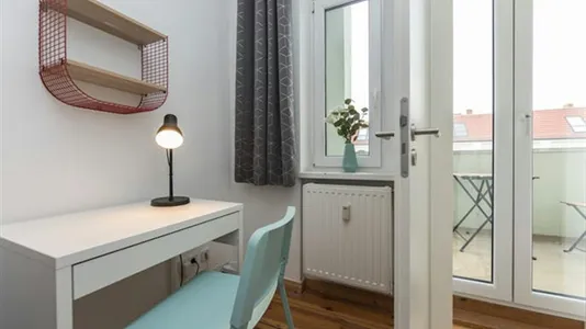 Rooms in Berlin Charlottenburg-Wilmersdorf - photo 3