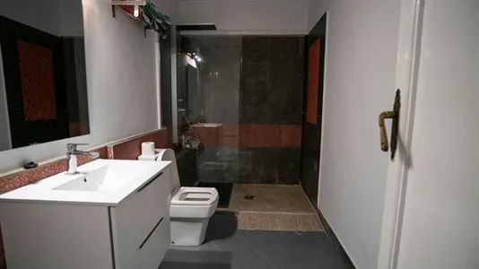 Rooms in Valencia Ciutat Vella - photo 10