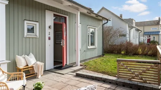 Houses in Kungsbacka - photo 2