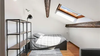 Room for rent in Milano Zona 2 - Stazione Centrale, Gorla, Turro, Greco, Crescenzago, Milan