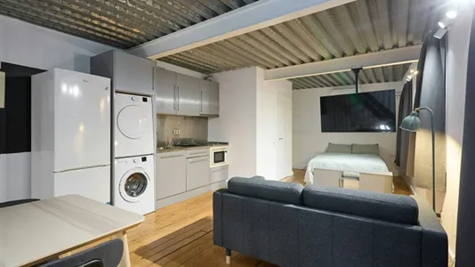 Apartments in Barcelona Ciutat Vella - photo 5