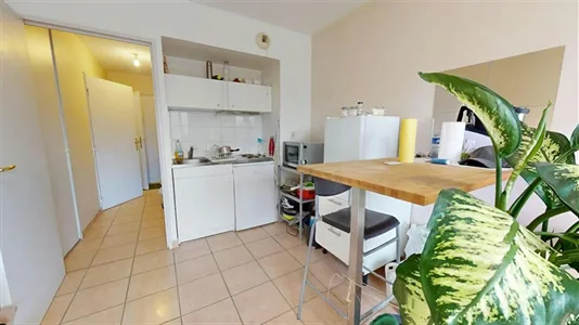 Apartments in Lyon - photo 3