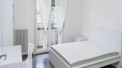 Room for rent in Milano Zona 5 - Vigentino, Chiaravalle, Gratosoglio, Milan