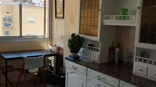 Rooms in Valencia Extramurs - photo 5