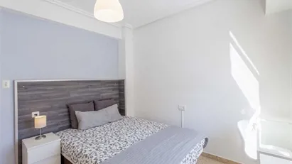 Room for rent in el Camí de Vera, Comunidad Valenciana