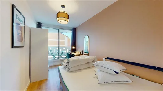 Rooms in Aix-en-Provence - photo 3