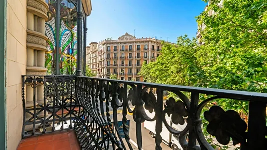 Rooms in Barcelona Eixample - photo 7